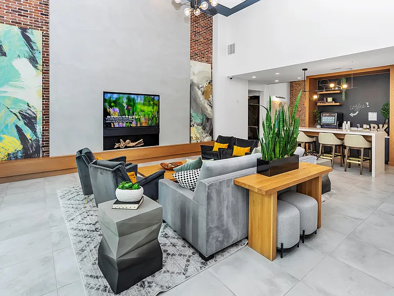 POINTE AT EAST SHORE APARTMENTS — Photo 43