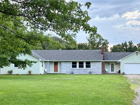 6130 NE State Rte NW, Adrian, MO 64720