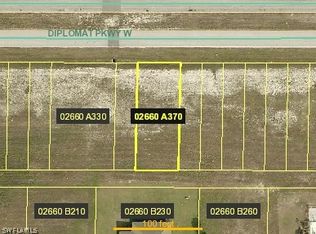 116 Diplomat Pkwy W, Cape Coral, FL 33993