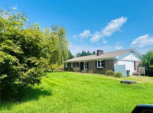 417 Fulton Ave, Mount Airy, NC 27030