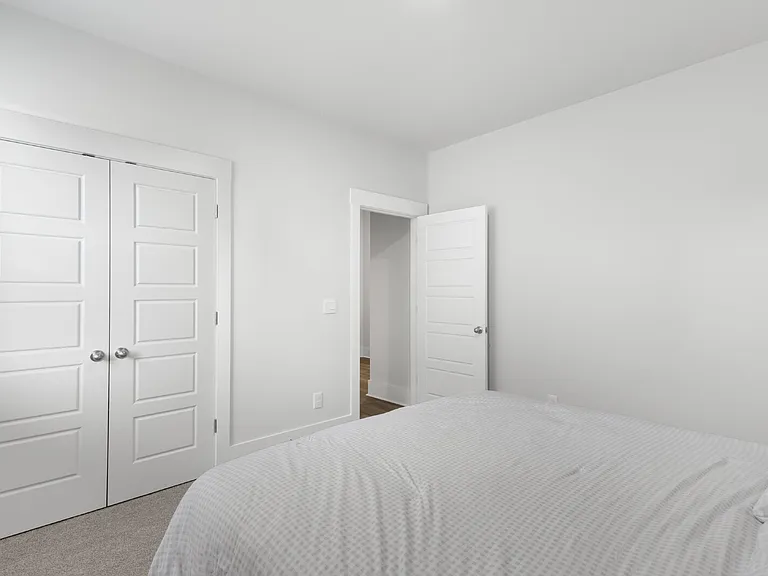 322 Whalebone Ave — Photo 30