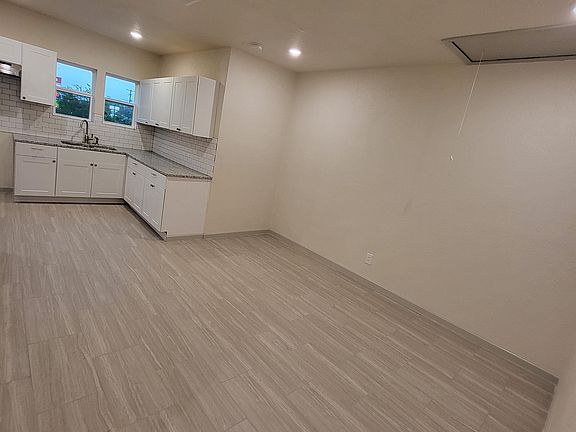 3rd image of 647 Hammond Ave #201