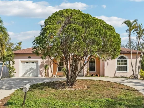 5269 61st Way N, Kenneth City, FL 33709