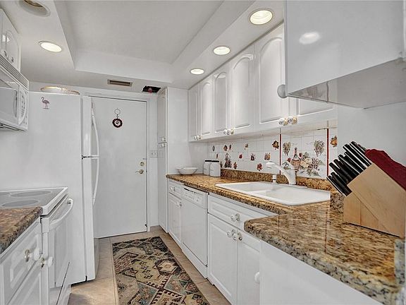 4th image of 4010 Galt Ocean Drive #1712