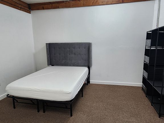 5th image of 523 Caldwell Blvd #B