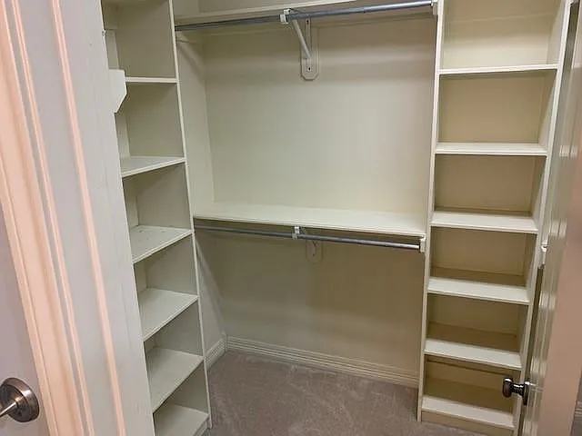 1707 Valley Brook Ln — Photo 13