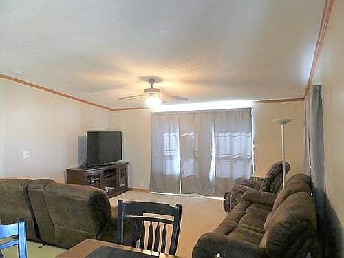 5th image of 4000 Glendale Dr