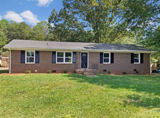 117 Greendale Dr, Mount Holly, NC 28120