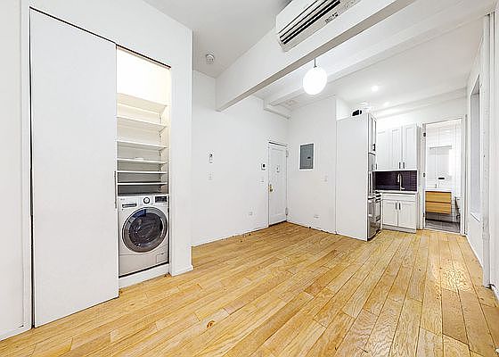 1st image of 475 Central Park W APT 1e