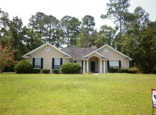 190 Oxford Dr, Richmond Hill, GA 31324