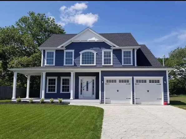 39 Avenue F, Ronkonkoma, NY 11779
