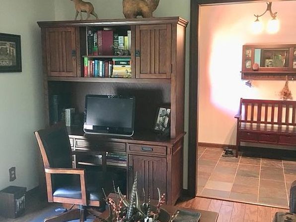 3060 Walter Leathers Dr