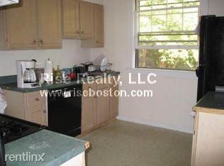 28 Manet Rd #2, Chestnut Hill, MA 02467