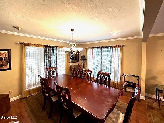 4th image of 4603 Chippewa Ave
