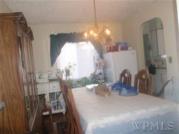 5th image of 1126 E 213th St