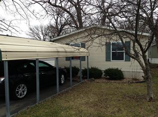 17 Cedar St, Minooka, IL 60447