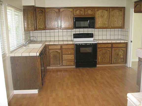 2nd image of 3457 Quincey Ln