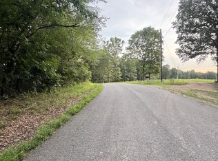 5 Tummins Rd, Mc Ewen, TN 37101