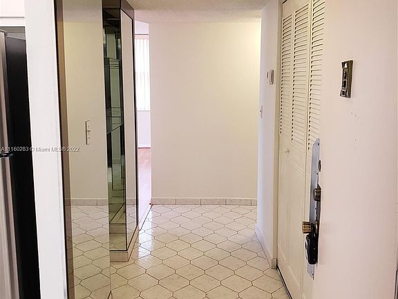4th image of 1200 NE Miami Gardens Dr APT 213W