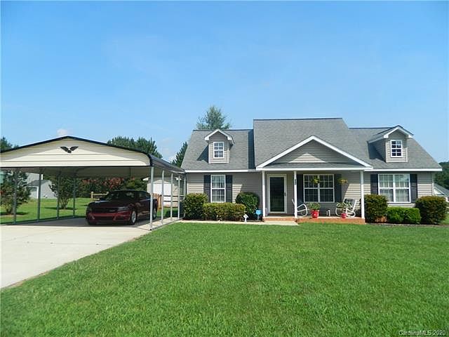 1st image of 847 Horse Hair Ln