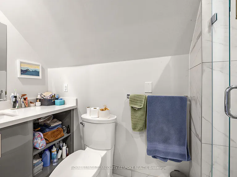 505 Parkside Dr #4 — Photo 6