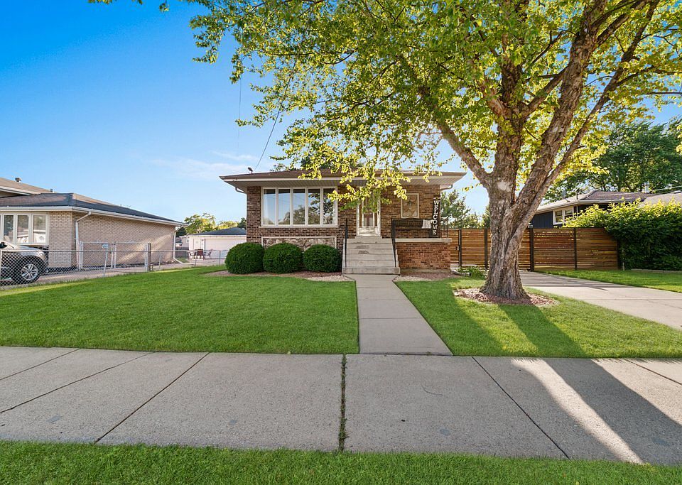 1st image of 8744 McVicker Ave