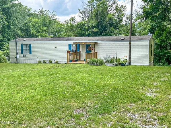 284 Sunshine Hill Dr, Ewing, VA 24248