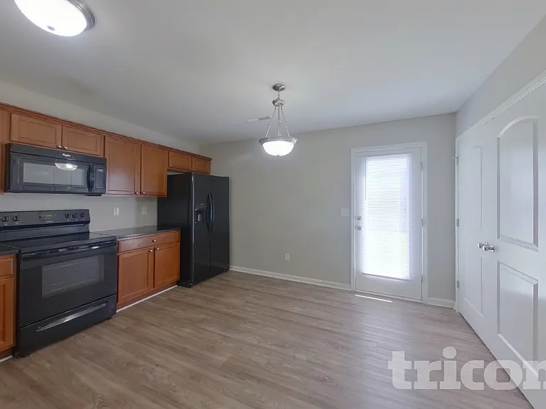 9638 Hanberry Blvd — Photo 6