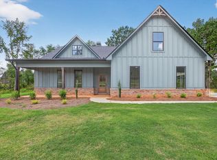 552 Ridge Rd, Dallas, GA 30157