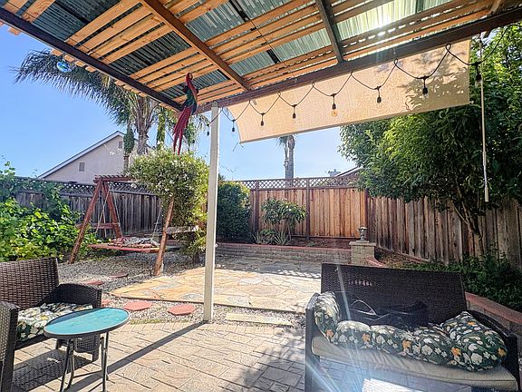 4th image of 8793 Hirasaki Ct