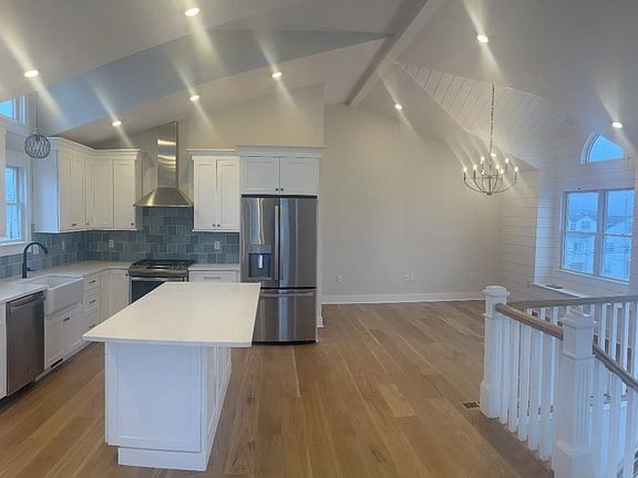 5th image of 6513 Landis Ave N #Sea
