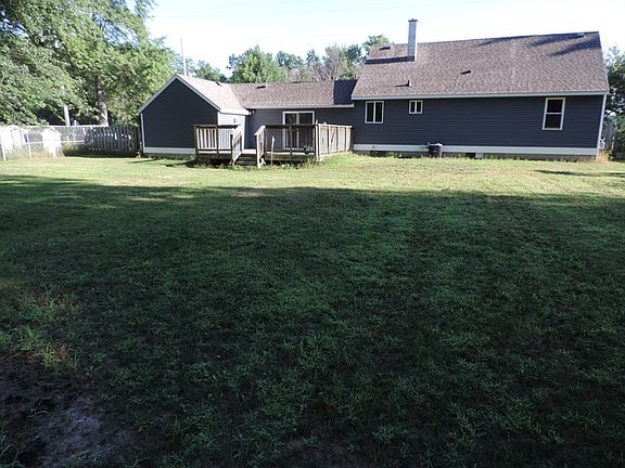 3rd image of 1294 Lake Michigan Dr NW