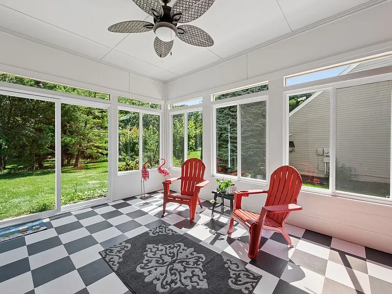 7879 Yellowwood Dr — Photo 11
