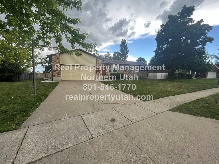 1651 W 1290 N — Photo 2