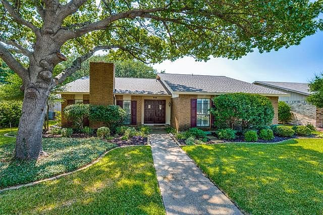 1st image of 948 Lombardy Dr