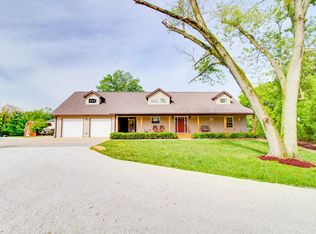 17929 Stagecoach Rd, Jerseyville, IL 62052