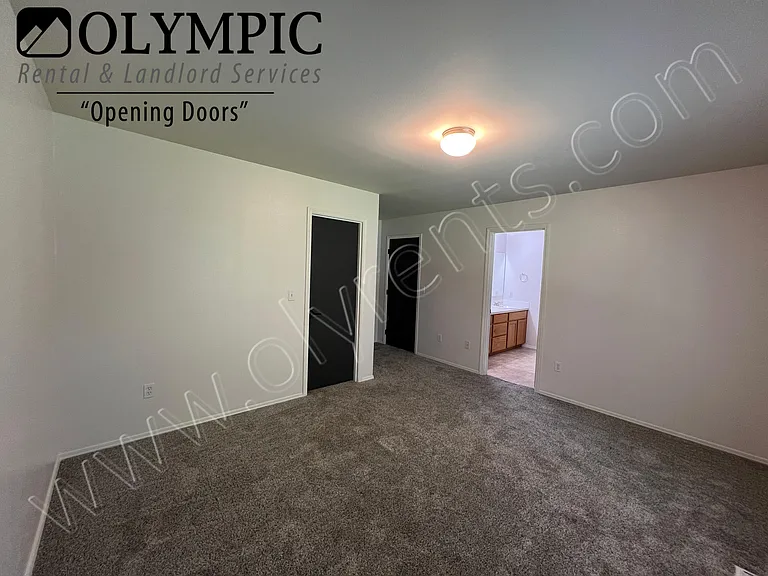 6702 Kirsop Village Dr SW — Photo 30