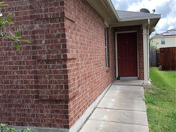 3rd image of 12749 Saint Mary Dr