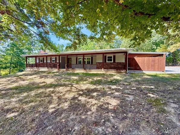 1034 Port Perry Dr, Perryville, MO 63775