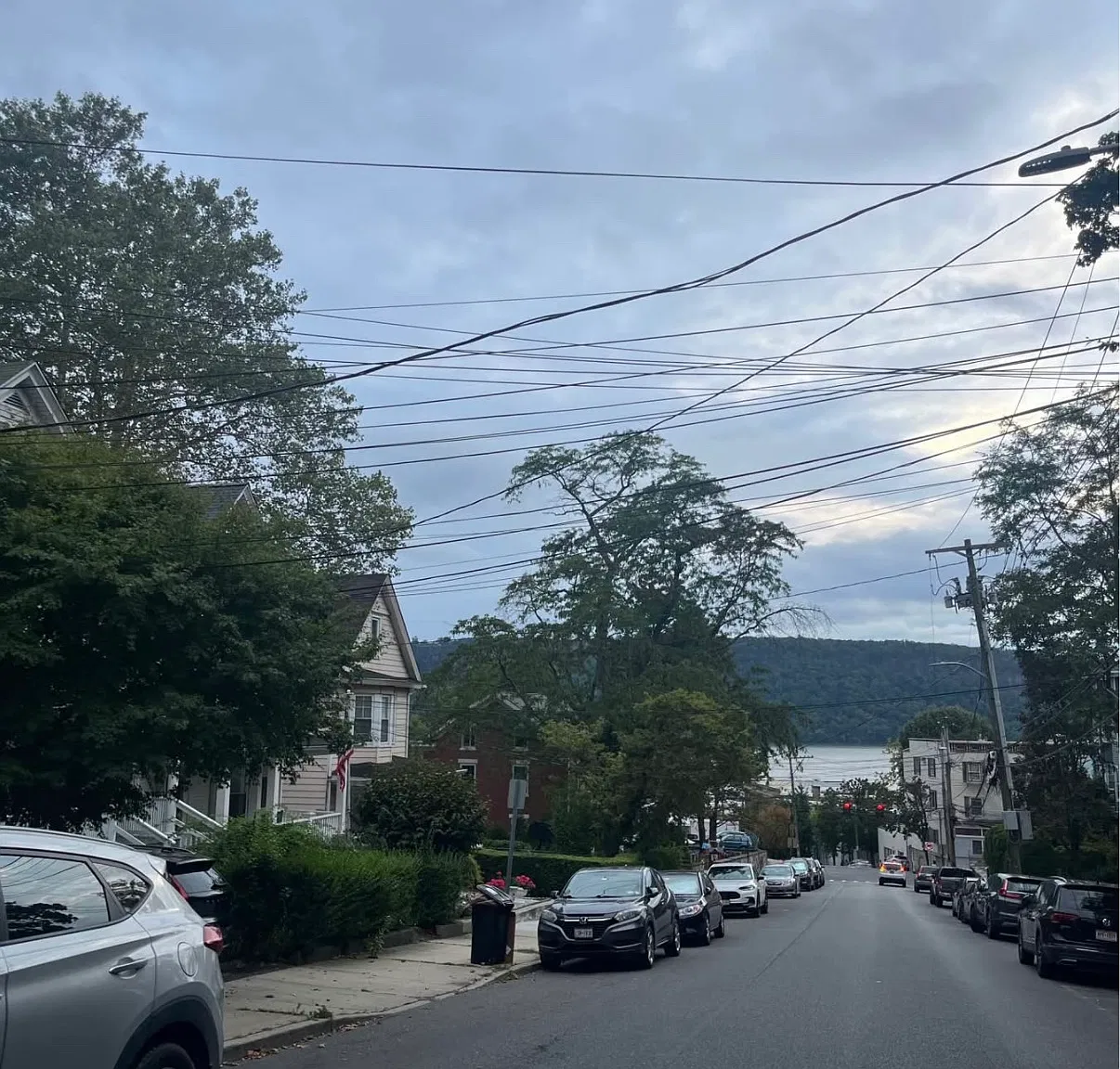 2 bed, 400 sqft, $2,400 — Photo 1
