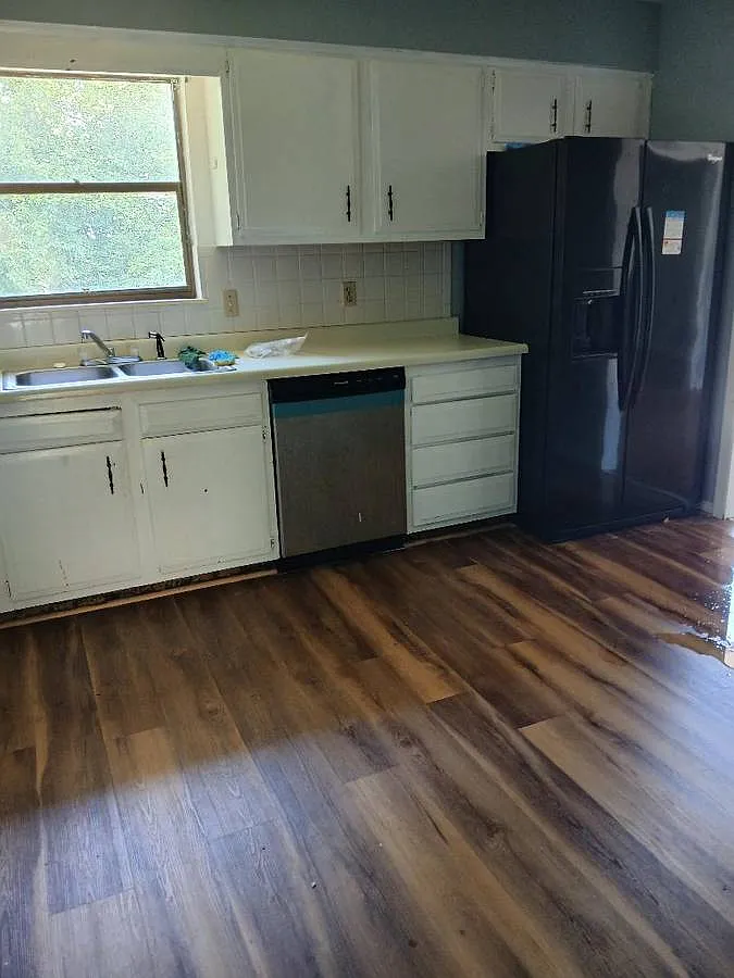 Building Photo - 1212 Lovell View Dr