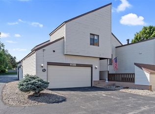 202 Woburn Dr, Camillus, NY 13031