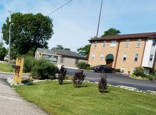 326 S New Albany St APT 4, Sellersburg, IN 47172