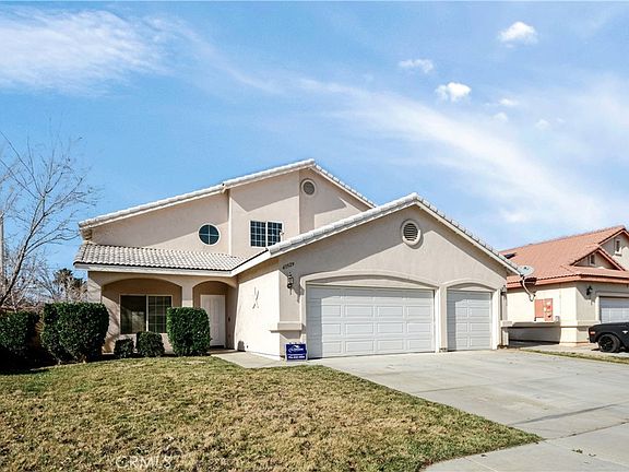 3rd image of 43929 Amy Ct