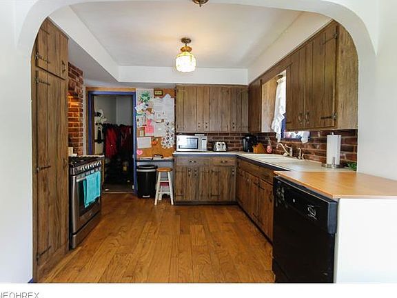 5th image of 4962 E 71st St
