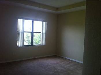 5th image of 1327 Clove Dr