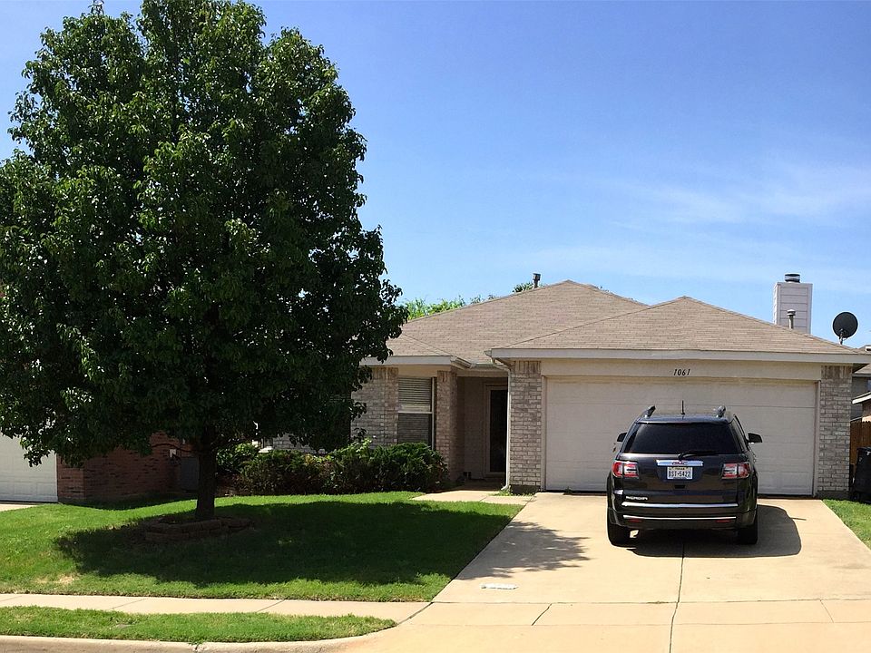 1st image of 1061 Silver Spur Ln