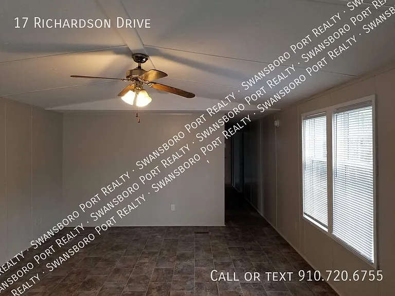 17 Richardson Dr — Photo 5