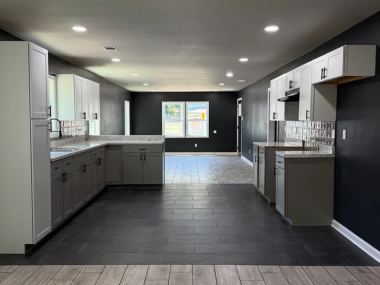 2846 Yale Ave — Photo 21