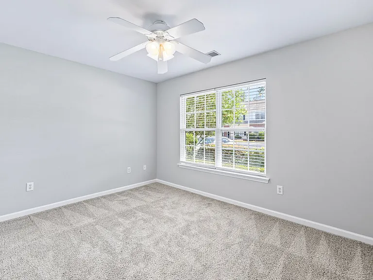 205 Sonata Cir — Photo 19